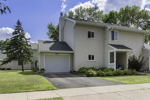 2517 Stockinger Dr, Saint Cloud, MN 56303