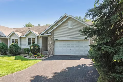 14440 Hummingbird St NW, Andover, MN 55304