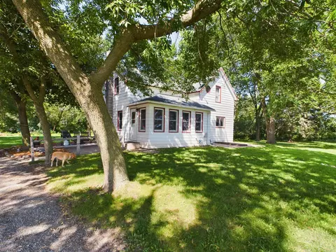 64484 355th St, Watkins, MN 55389