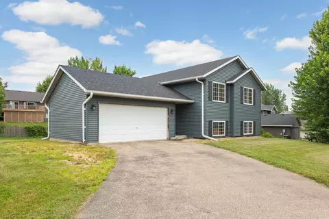 864 Florida St SW, Lonsdale, MN 55046