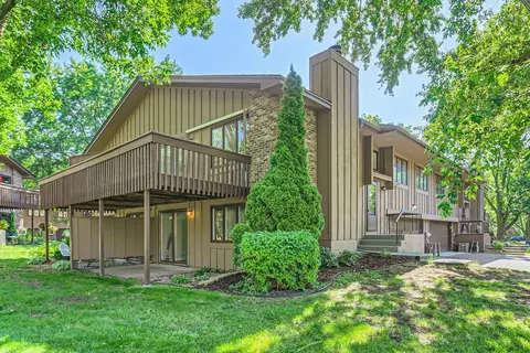 2616 Aspen Ct, White Bear Lake, MN 55110