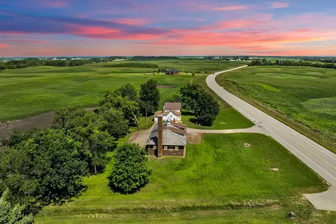 14712 Acorn Trl, Faribault, MN 55021 photo 5