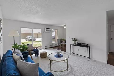 927 11th Ave S #1, Hopkins, MN 55343