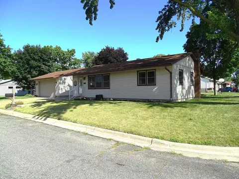 1117 Lake St, Onalaska, WI 54650