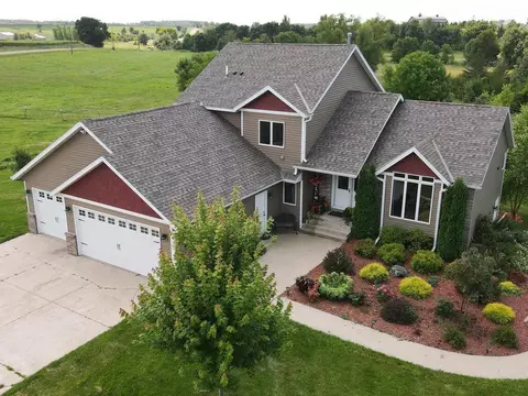 31058 141st Ave, New Prague, MN 56071