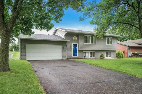 9460 Irving Ave N, Brooklyn Park, MN 55444