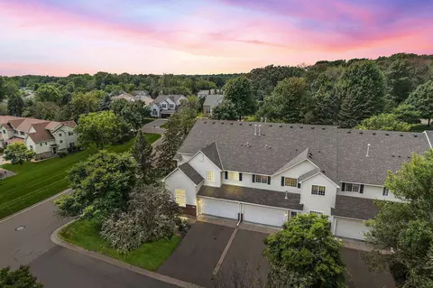 3001 Juniper Ln #F, Woodbury, MN 55125