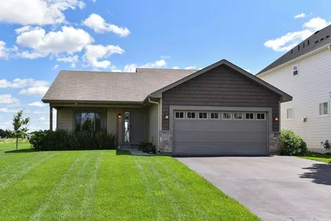 12136 Malisa Ct, Rogers, MN 55374