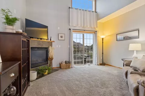 19192 Hoover St NW, Elk River, MN 55330