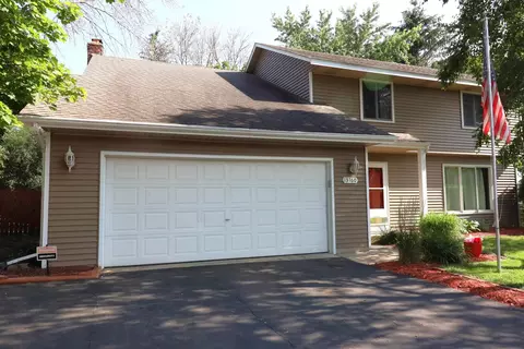 13760 Hanover Way, Apple Valley, MN 55124