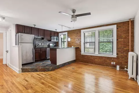 1901 S Stevens Ave #203, Minneapolis, MN 55403