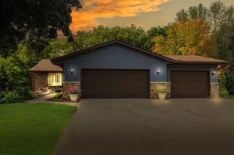 14056 Vale Ct, Eden Prairie, MN 55346