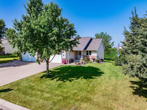 385 Emma St, Norwood Young America, MN 55368
