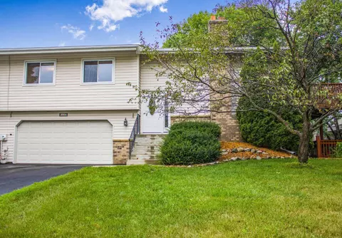 3664 York Dr, Woodbury, MN 55125