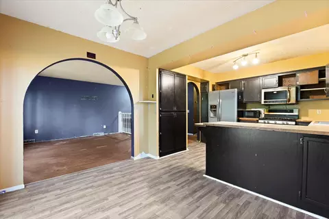 16958 Valley View Dr NW, Andover, MN 55304