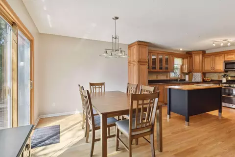 9816 Brookside Ave, Bloomington, MN 55431 photo 8