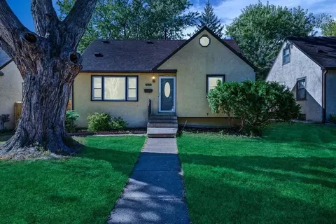 4905 Upton Ave N, Minneapolis, MN 55430