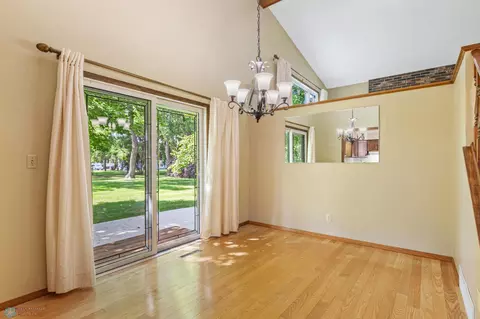 28 Birch Ln S, Fargo, ND 58103 photo 10