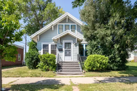 235 3rd Ave NW, Valley City, ND 58072