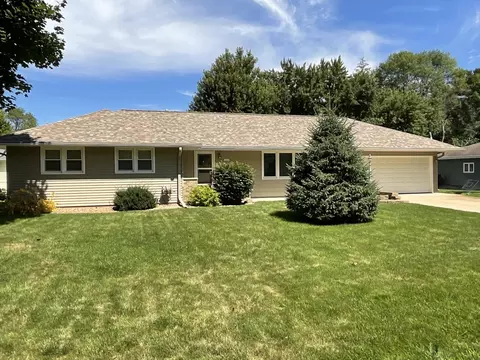 103 20th St SW, Austin, MN 55912
