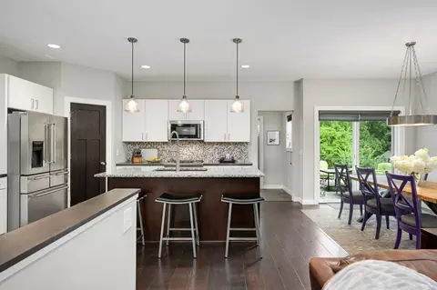 13960 Belmont Trl, Rosemount, MN 55068