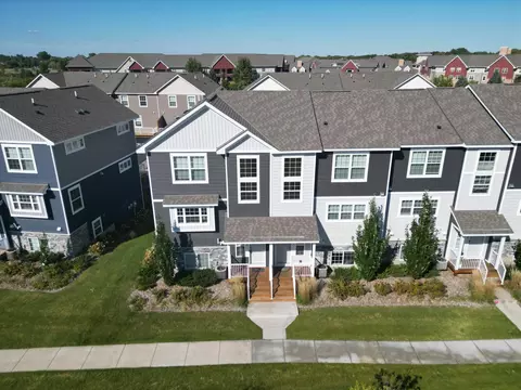 5265 Oak Grove Pkwy N, Brooklyn Park, MN 55443
