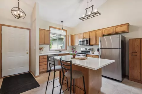 3475 Century Dr, Hastings, MN 55033