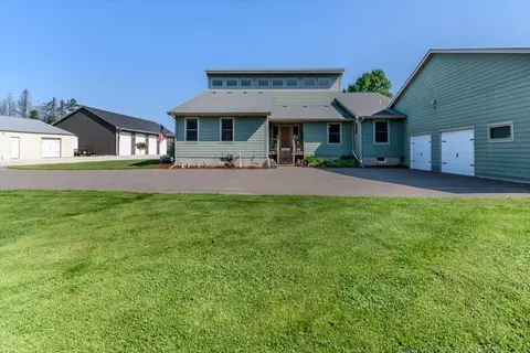10488 210th St, Milaca, MN 56353