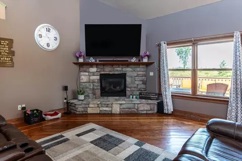 10488 210th St, Milaca, MN 56353 photo 9