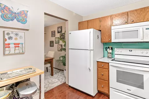 3440 Golfview Dr #116, Eagan, MN 55123 photo 11