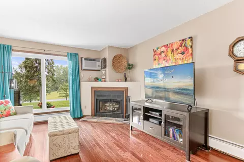 3440 Golfview Dr #116, Eagan, MN 55123 photo 2
