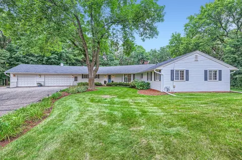 23980 Yellowstone Trl, Excelsior, MN 55331
