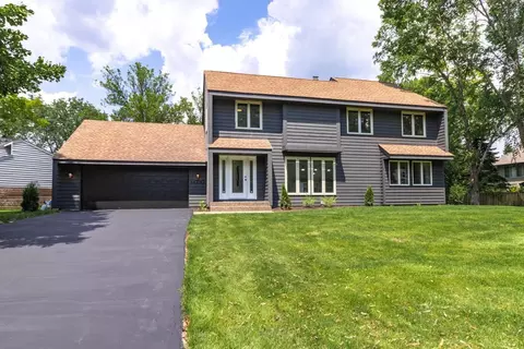 14710 Woodruff Rd, Wayzata, MN 55391