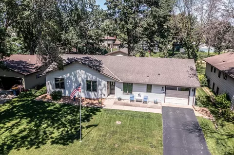 19 Walnut St, Farmington, MN 55024