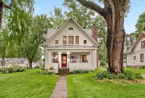 30635 Maple St, Lindstrom, MN 55045