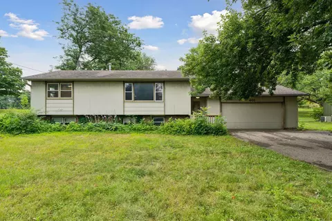 401 Juniper Ave W, Northfield, MN 55057