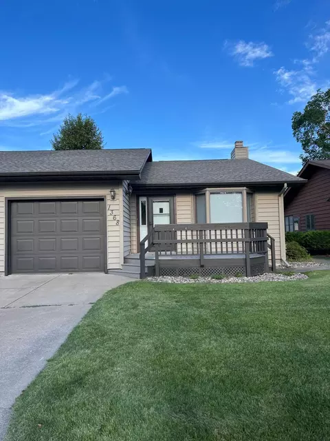 1368 Brookview Dr, Winona, MN 55987