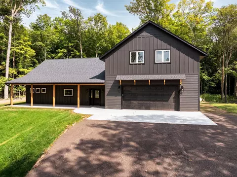 20530 Melody Rd, Grand Rapids, MN 55744