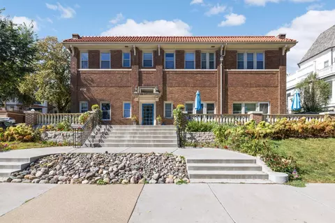 4136 Queen Ave S #2, Minneapolis, MN 55410