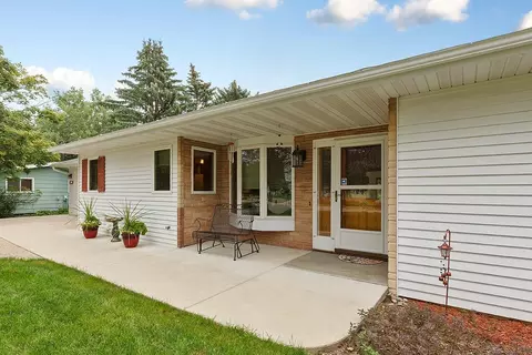 58 Allen Path, Faribault, MN 55021 photo 4