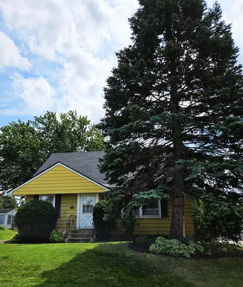 1700 Euclid St, Saint Paul, MN 55106