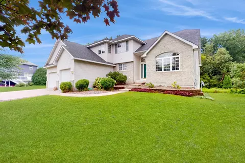 10613 Alison Way, Inver Grove Heights, MN 55077