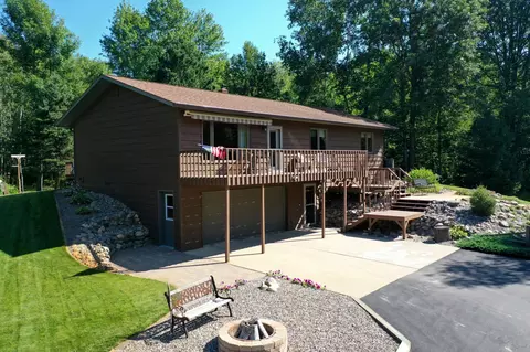 4430 Poquet Dr NW, Hackensack, MN 56452