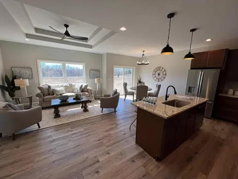1680 Squirrel Way, New Richmond, WI 54017