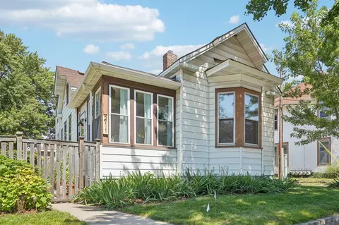 211 8th Ave NE, Minneapolis, MN 55413