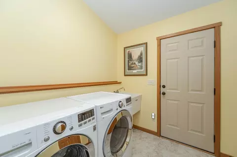 107 S Dover St, Dover, MN 55929 photo 17