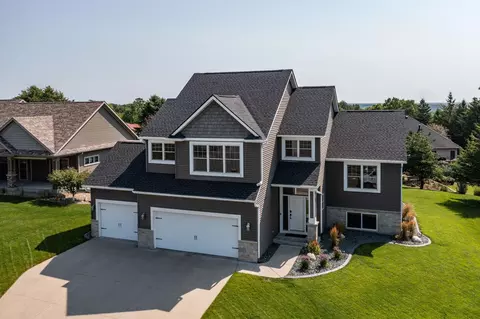 1457 Echo Ridge Rd SW, Rochester, MN 55902