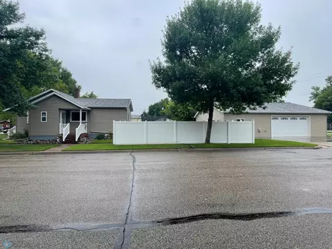 609 3rd Ave E, Ada, MN 56510 photo 4