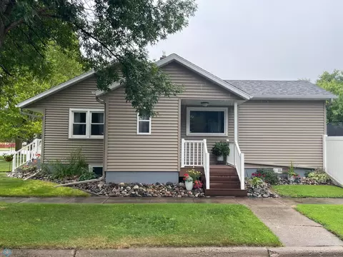 609 3rd Ave E, Ada, MN 56510 photo 3