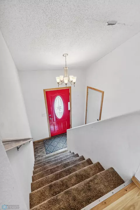 3113 7th Ave N, Fargo, ND 58102 photo 3